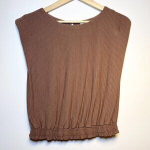Illa Illa Brown Ribbed Crop Top – Power Shoulders, Keyhole Back, Size L